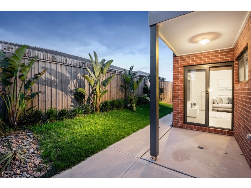 636 Grand Boulevard, Mickleham VIC 3064