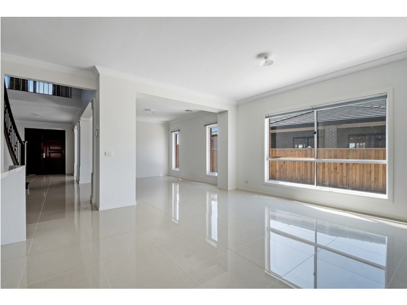 31 St Georges Road, Mickleham VIC 3064