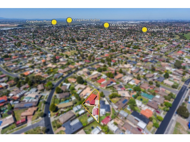 8 Finden Court, Craigieburn VIC 3064