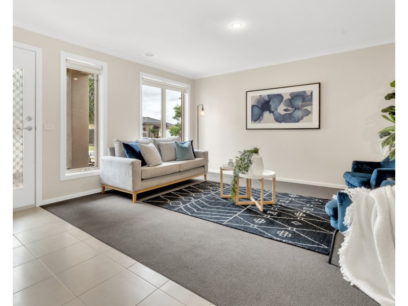 2 Roebuck Way, Craigieburn VIC 3064