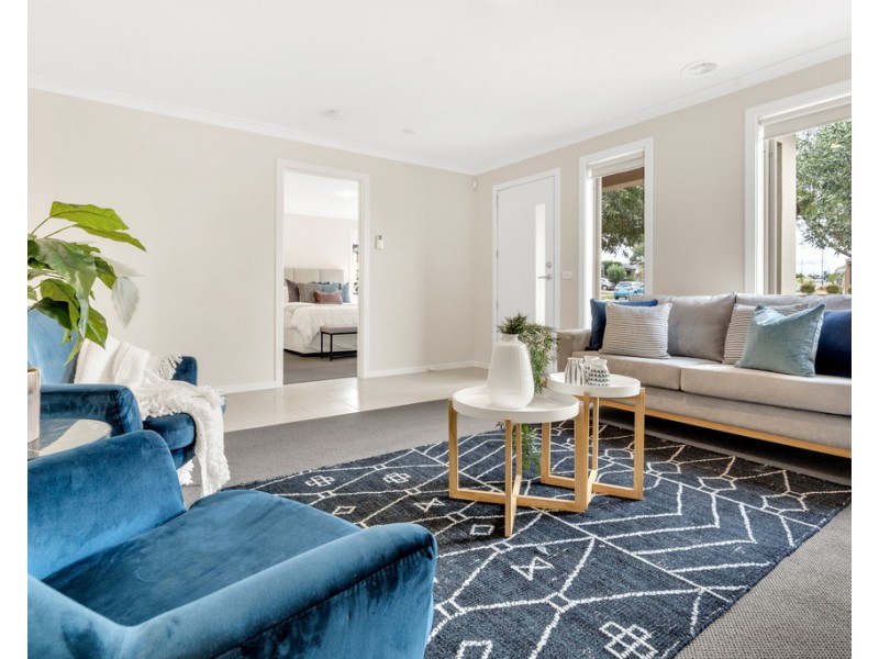 2 Roebuck Way, Craigieburn VIC 3064