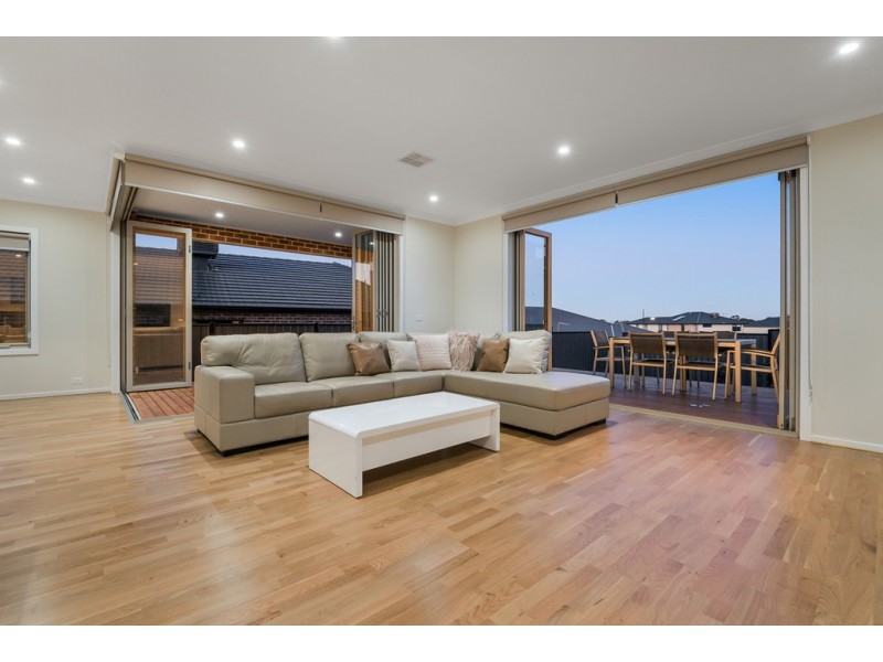 4 Dickens Street, Craigieburn VIC 3064