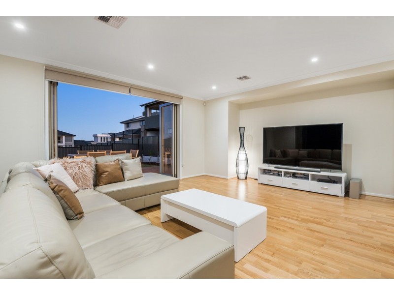 4 Dickens Street, Craigieburn VIC 3064