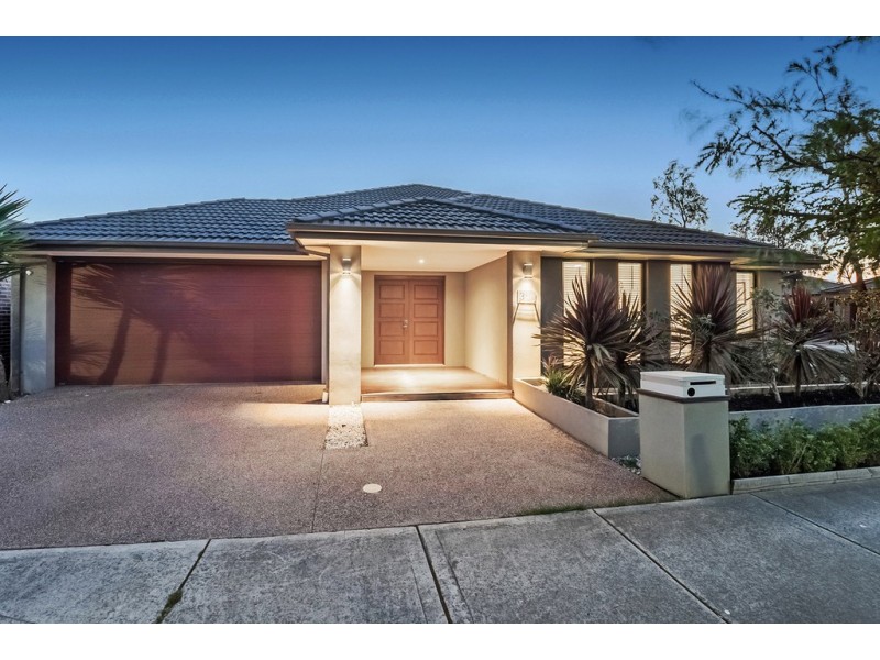39 Brickwood Circuit, Craigieburn VIC 3064
