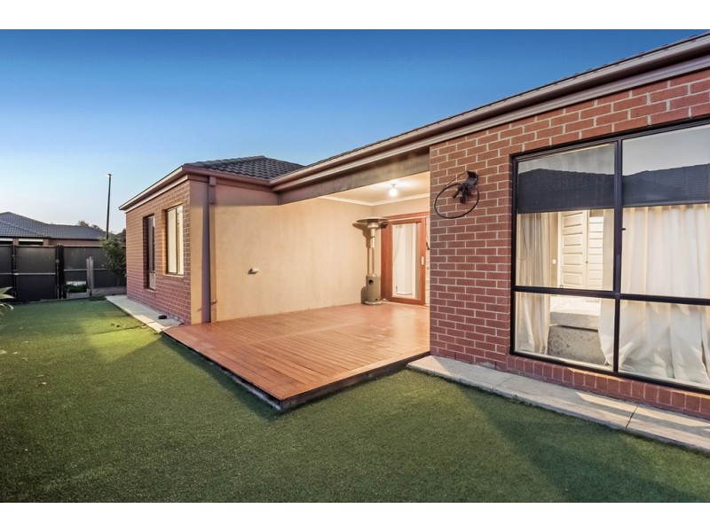 39 Brickwood Circuit, Craigieburn VIC 3064