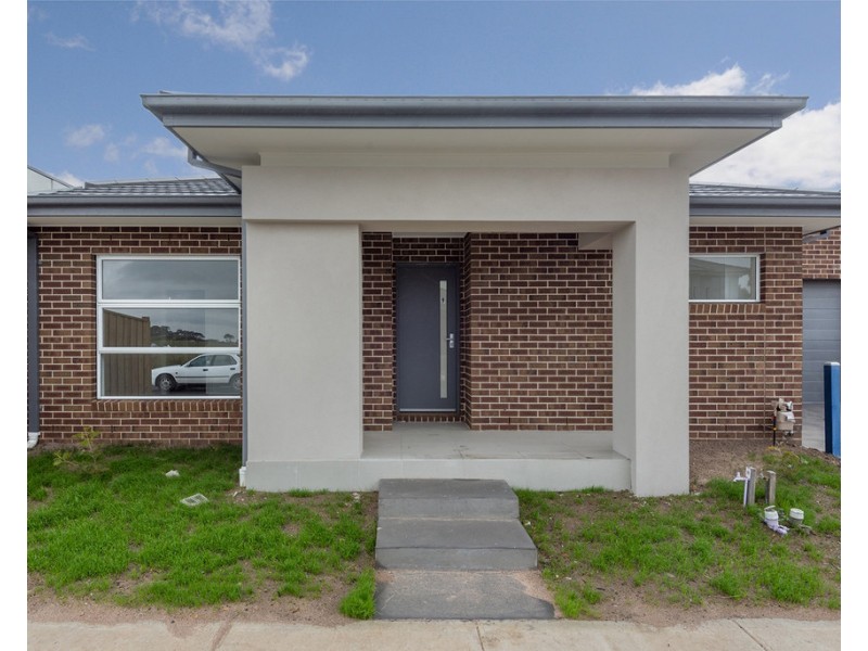 9 Donatello Road, Greenvale VIC 3059