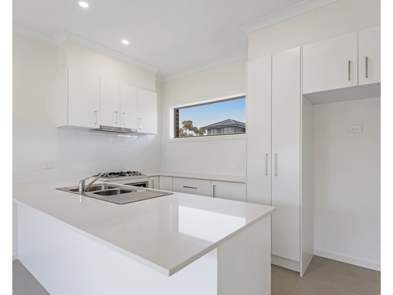 9 Donatello Road, Greenvale VIC 3059