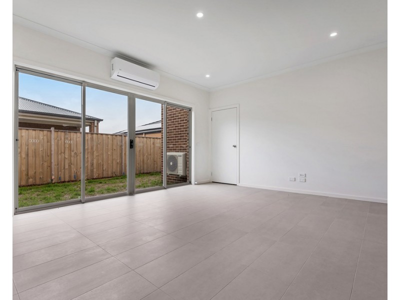 9 Donatello Road, Greenvale VIC 3059