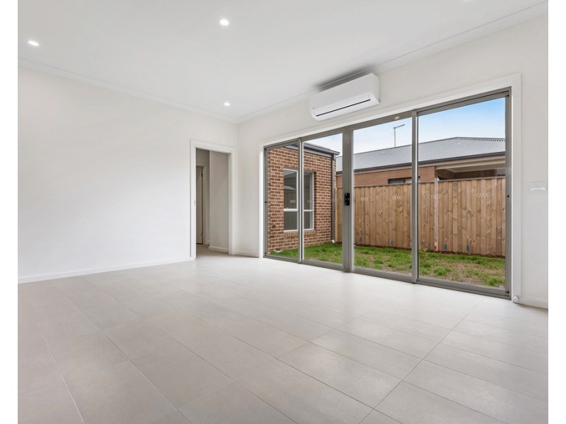 9 Donatello Road, Greenvale VIC 3059