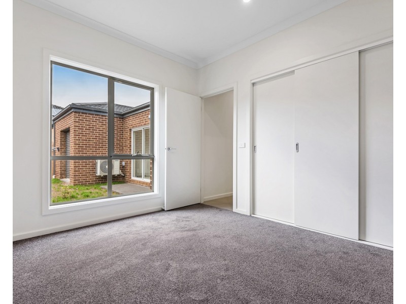 9 Donatello Road, Greenvale VIC 3059