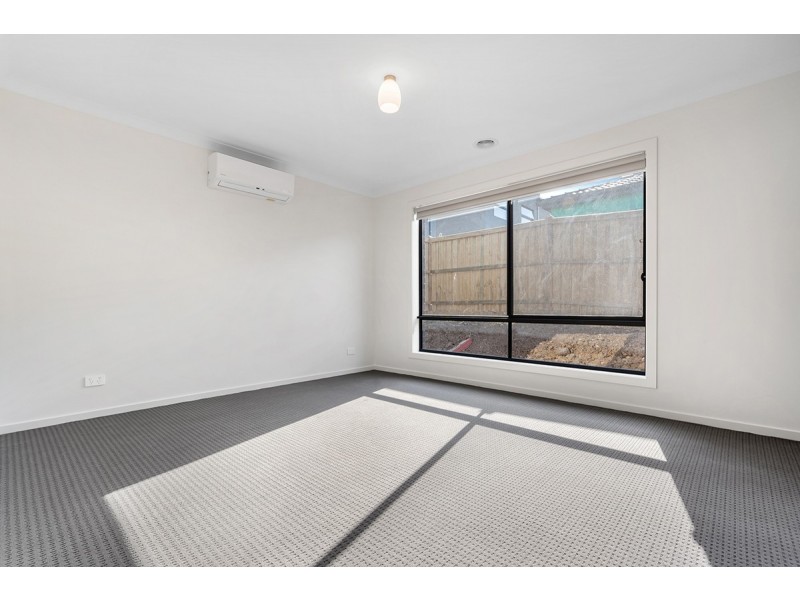 24 Alfred Road, Mickleham VIC 3064