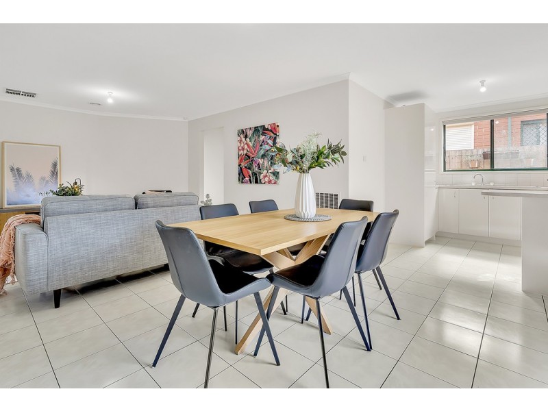 76 Abercarn Avenue, Craigieburn VIC 3064