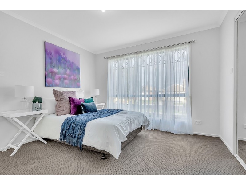76 Abercarn Avenue, Craigieburn VIC 3064