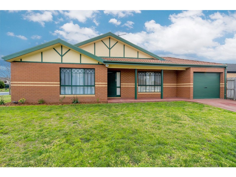 76 Abercarn Avenue, Craigieburn VIC 3064