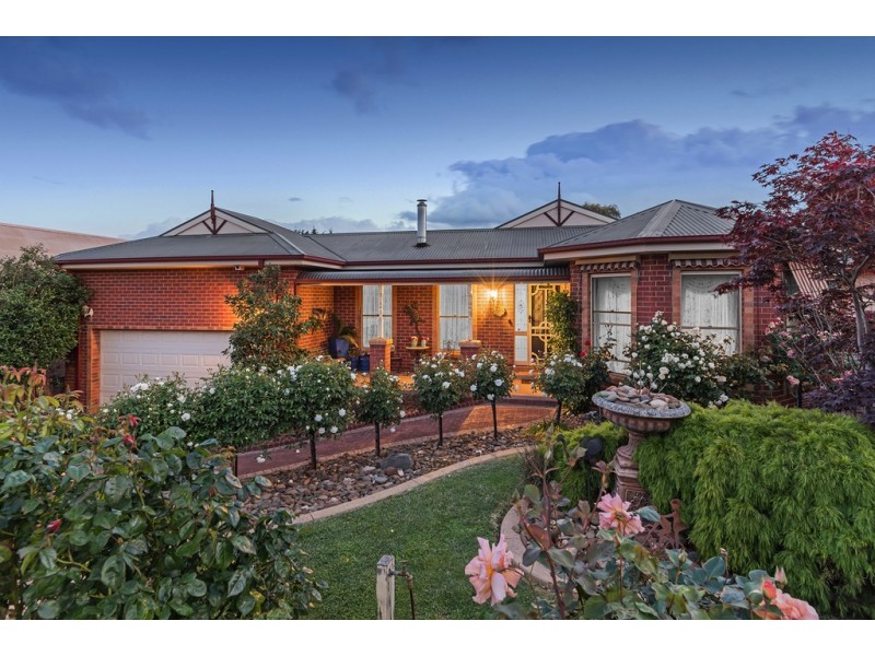 49 Roulston Way, Wallan VIC 3756