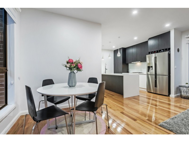 8 Chambly Drive, Mickleham VIC 3064