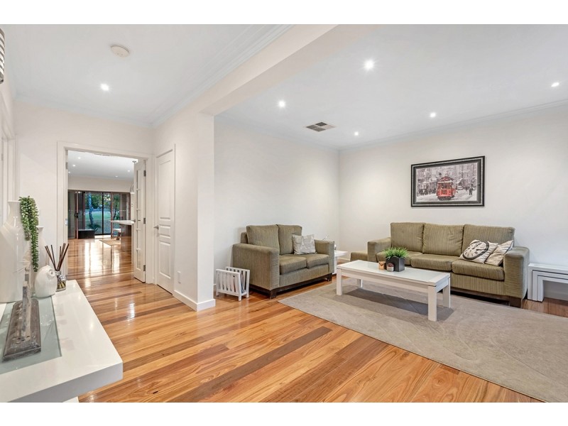12 Swansea Court, Craigieburn VIC 3064