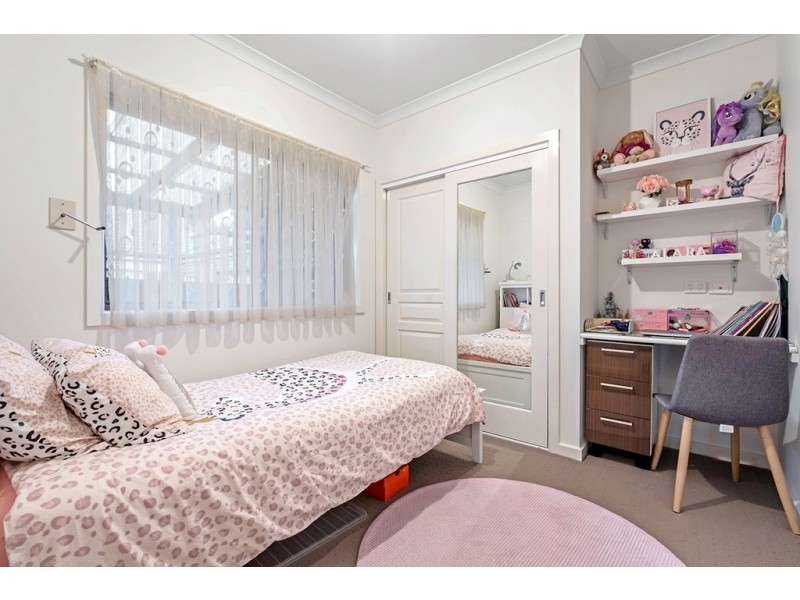 12 Swansea Court, Craigieburn VIC 3064