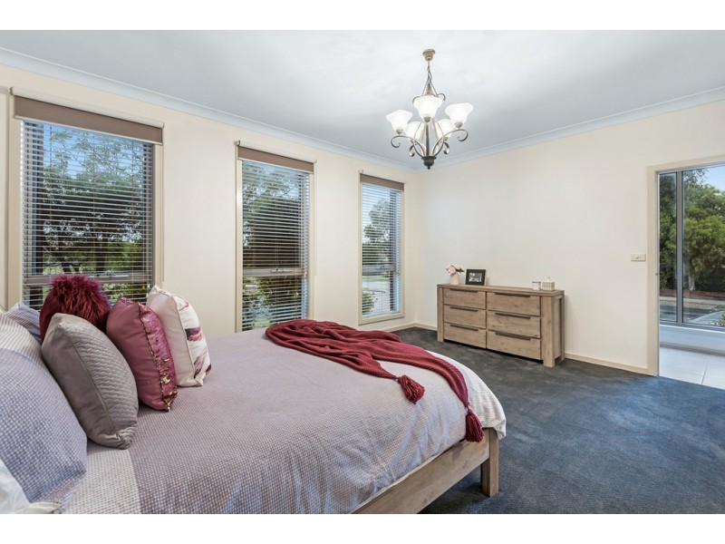 1 Fawkner Lane, Craigieburn VIC 3064