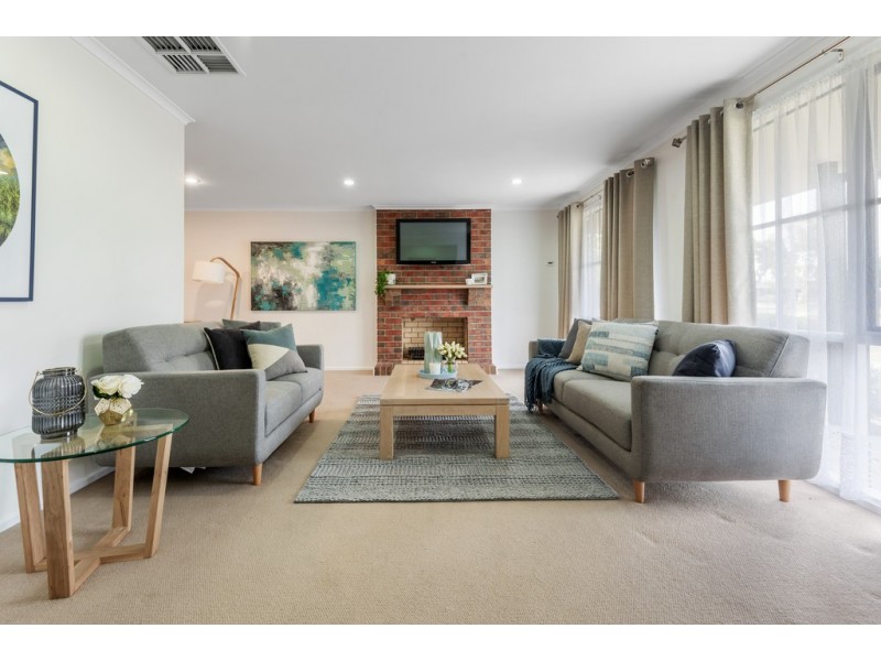 1 Henley Court, Craigieburn VIC 3064