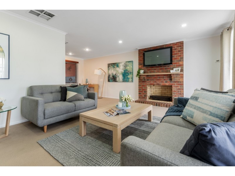 1 Henley Court, Craigieburn VIC 3064