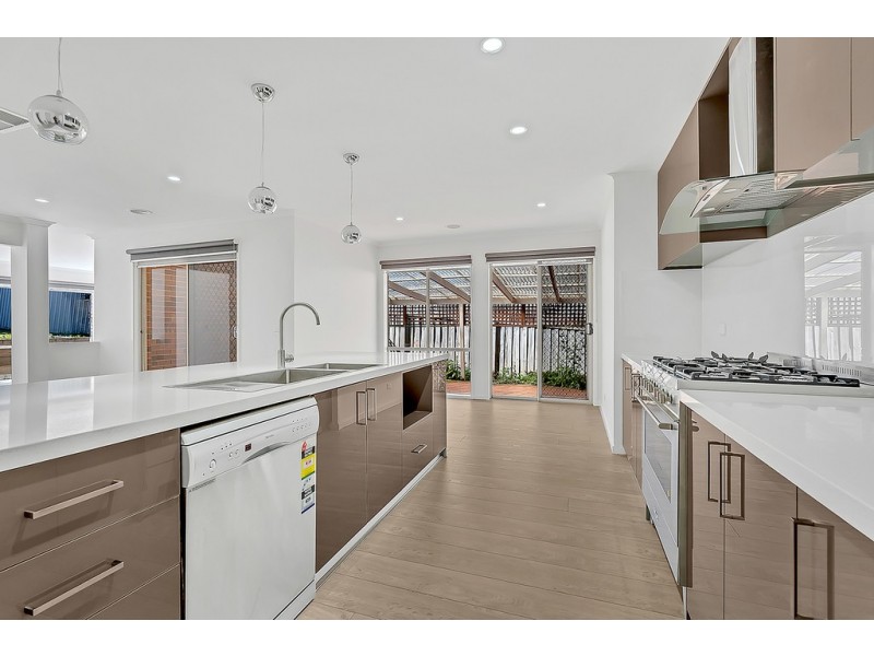 1 Consort Place, Craigieburn VIC 3064