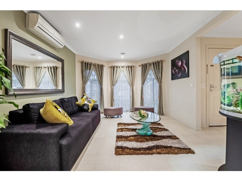 7 Long Island Circuit, Craigieburn VIC 3064