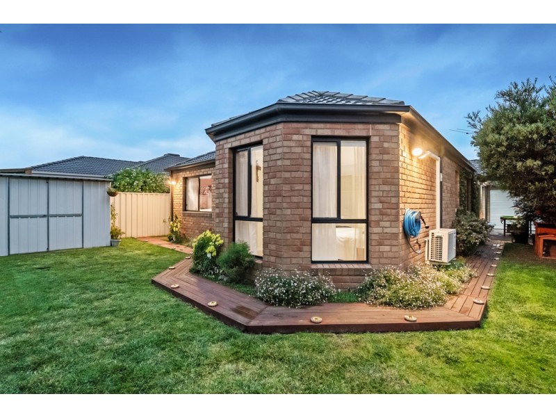 7 Long Island Circuit, Craigieburn VIC 3064