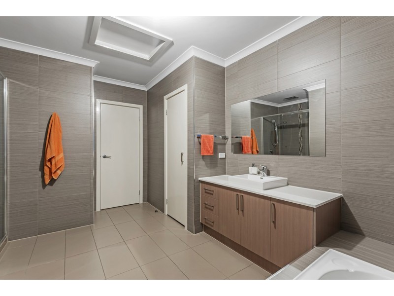 7 Conservation Drive, Craigieburn VIC 3064