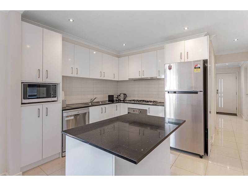 41 Axminster Drive, Craigieburn VIC 3064