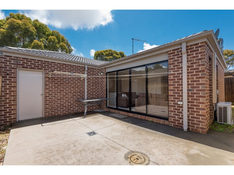 41 Axminster Drive, Craigieburn VIC 3064