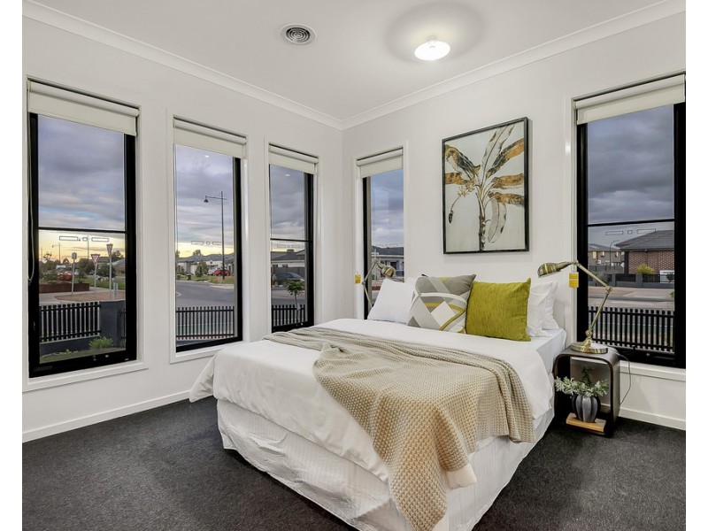47 Sustainable Drive, Craigieburn VIC 3064