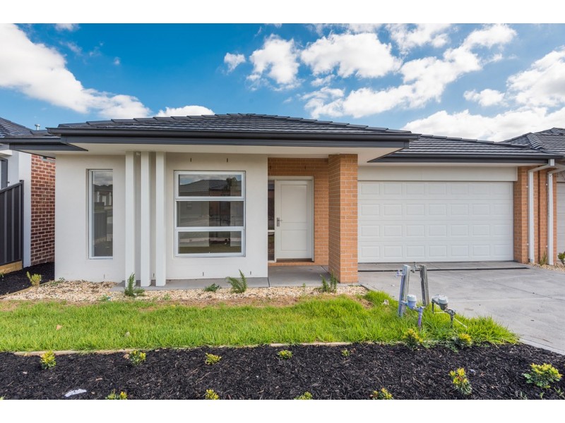 39 Northfield Drive, Craigieburn VIC 3064