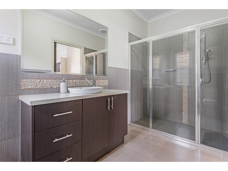 29 Northumberland Circuit, Craigieburn VIC 3064