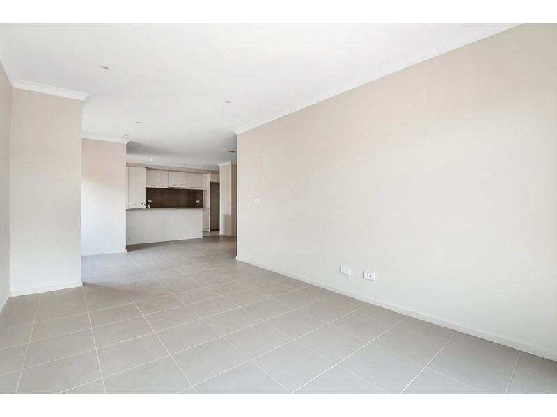 1/527 Rubus Drive, Wallan VIC 3756
