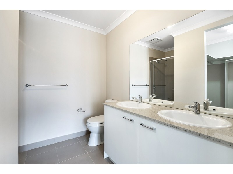 1/527 Rubus Drive, Wallan VIC 3756