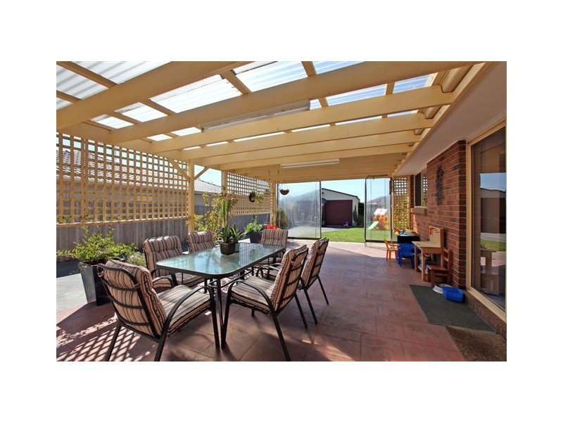 53 Gillingham Crescent, Craigieburn VIC 3064