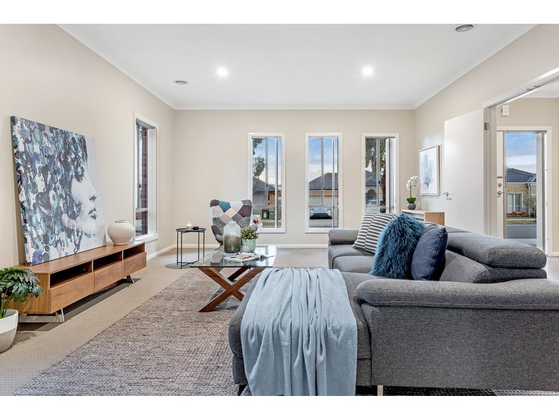 53 Balyang Way, Craigieburn VIC 3064