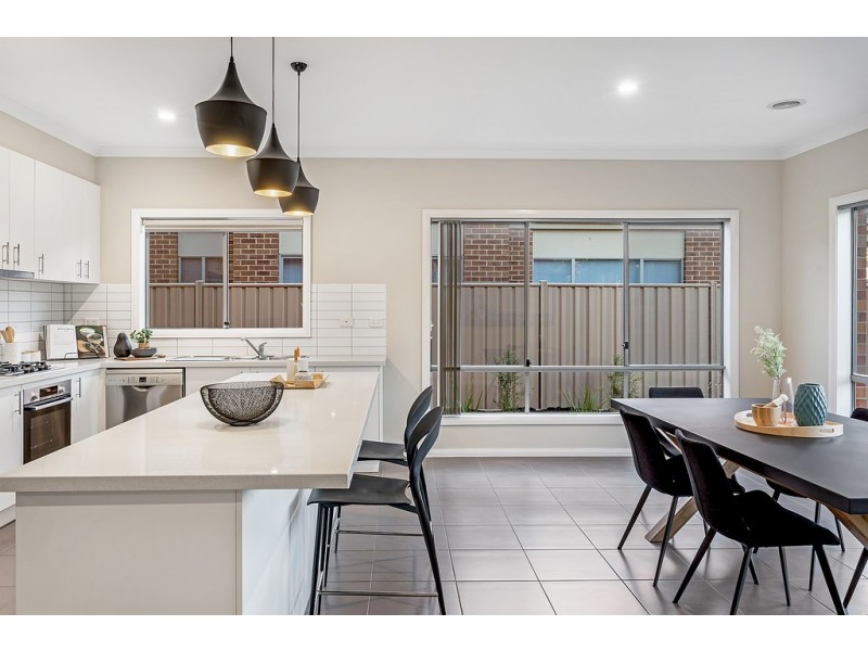 53 Balyang Way, Craigieburn VIC 3064