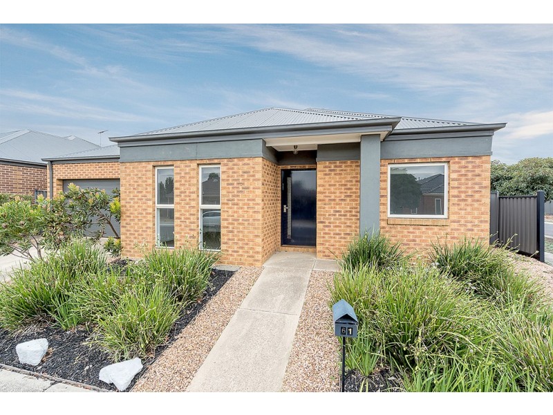 61 Kinglake Crescent, Craigieburn VIC 3064