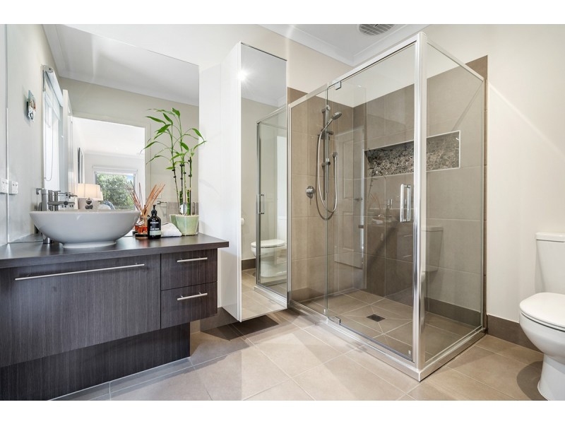8 Lion Chase, Craigieburn VIC 3064