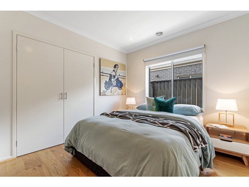 8 Lion Chase, Craigieburn VIC 3064