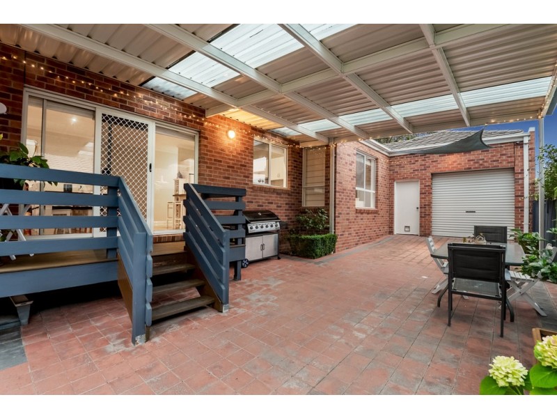 10 Saunders Court, Roxburgh Park VIC 3064