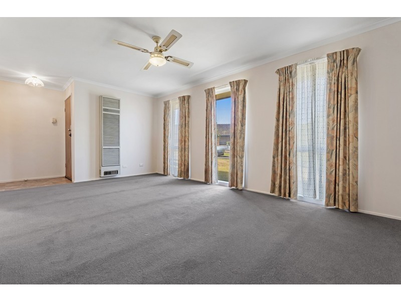 28 Longtown Court, Craigieburn VIC 3064