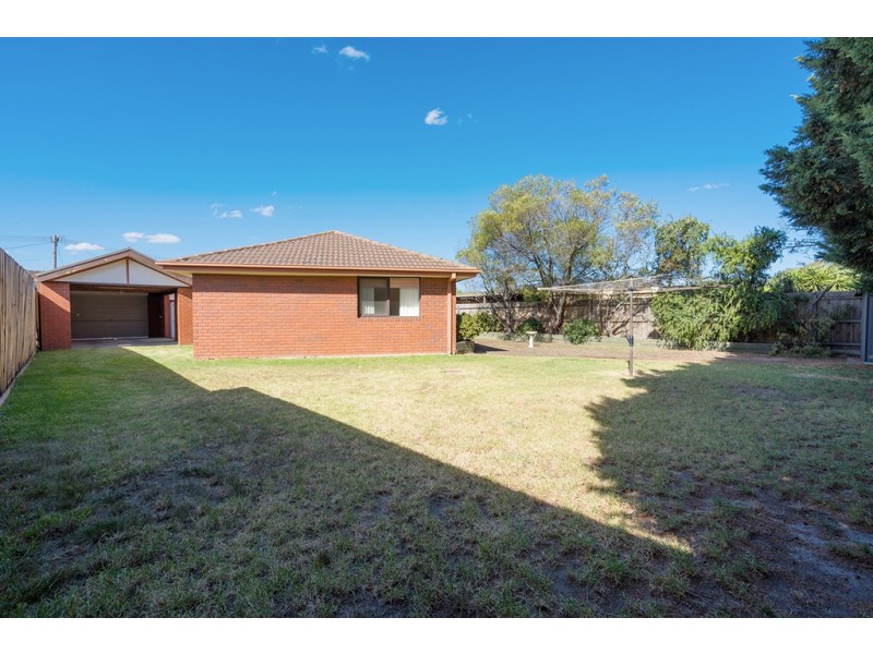 28 Longtown Court, Craigieburn VIC 3064