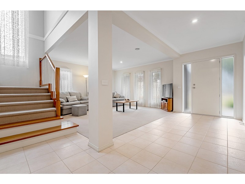 61 Axminster Drive, Craigieburn VIC 3064