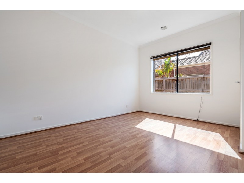 13 Kelso Street, Craigieburn VIC 3064