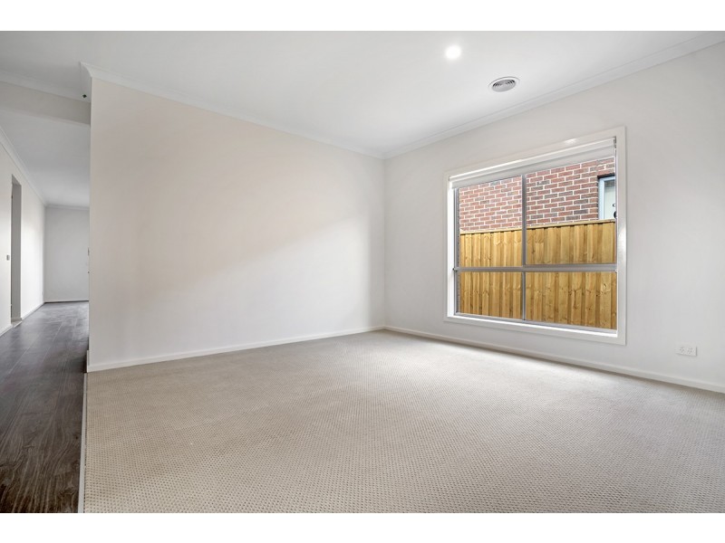 7 Chevery Street, Mickleham VIC 3064