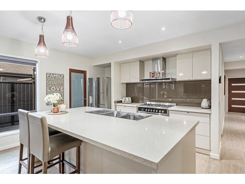 4 Gift Road, Craigieburn VIC 3064