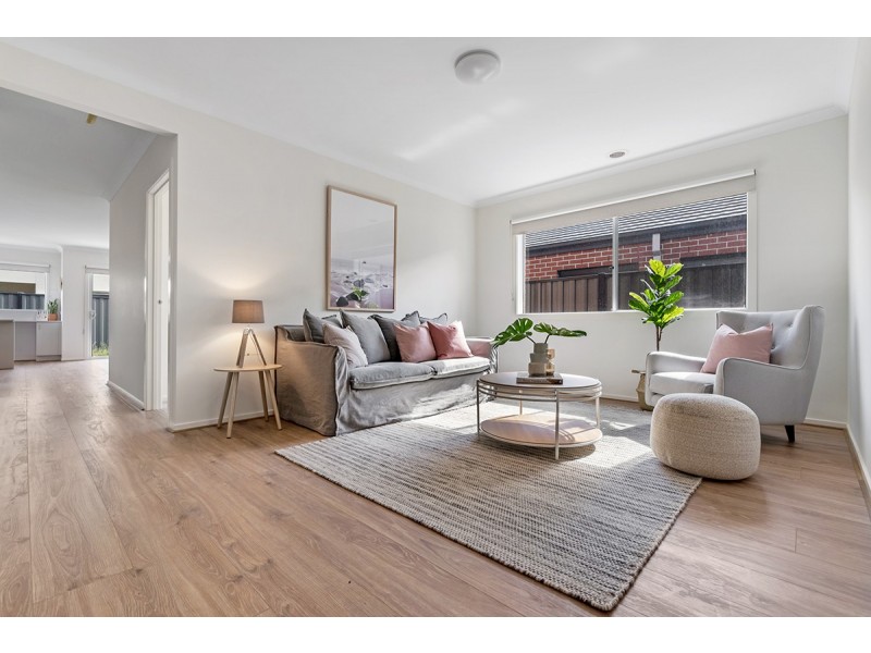32 Banjolina Circuit, Craigieburn VIC 3064
